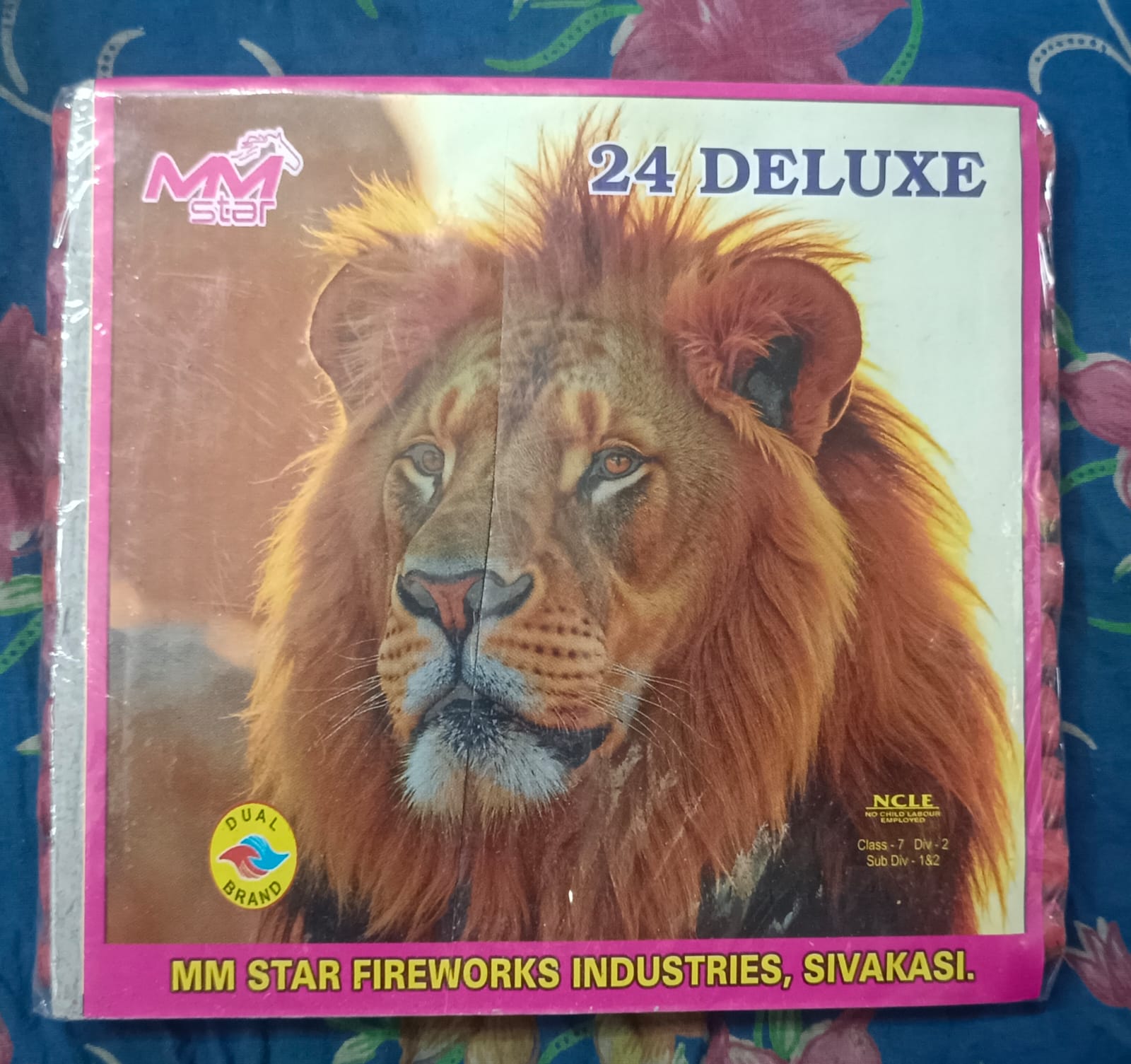 24 DELUXE